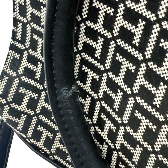 Tommy Hilfiger Monogram Shoulder Bag Black White Gold Hardware Crossbody Tote - Picture 5 of 10
